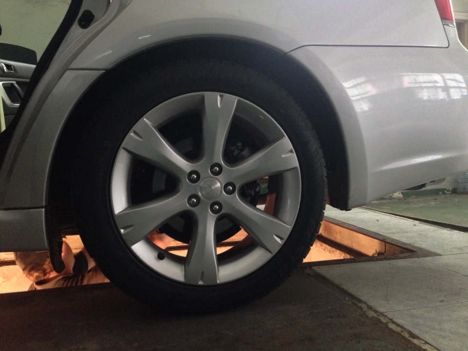 Kumho Ecsta HS51 215/50 R17 91V 3