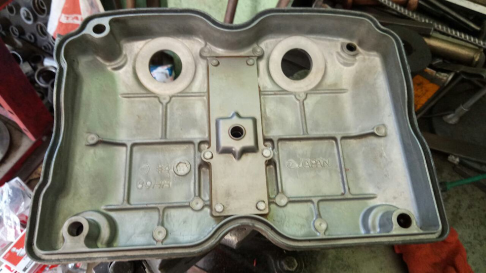 Регулювання клапанів на ej25 3