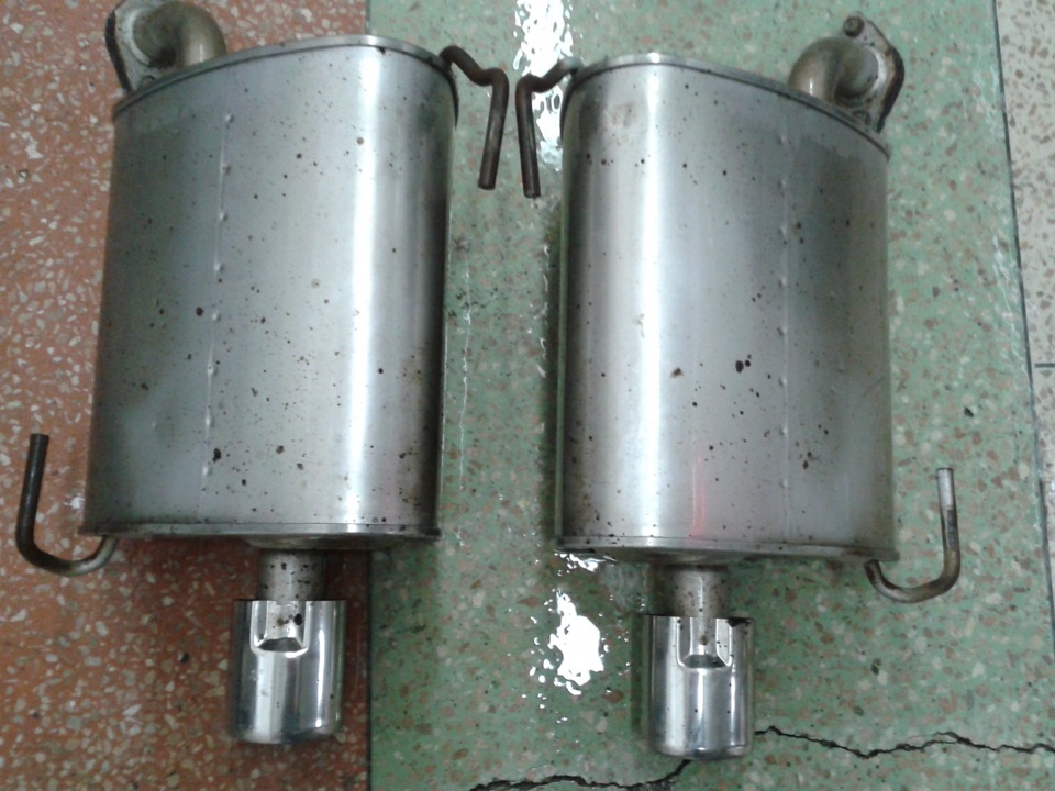 Продам заводські глушники Субару. 1