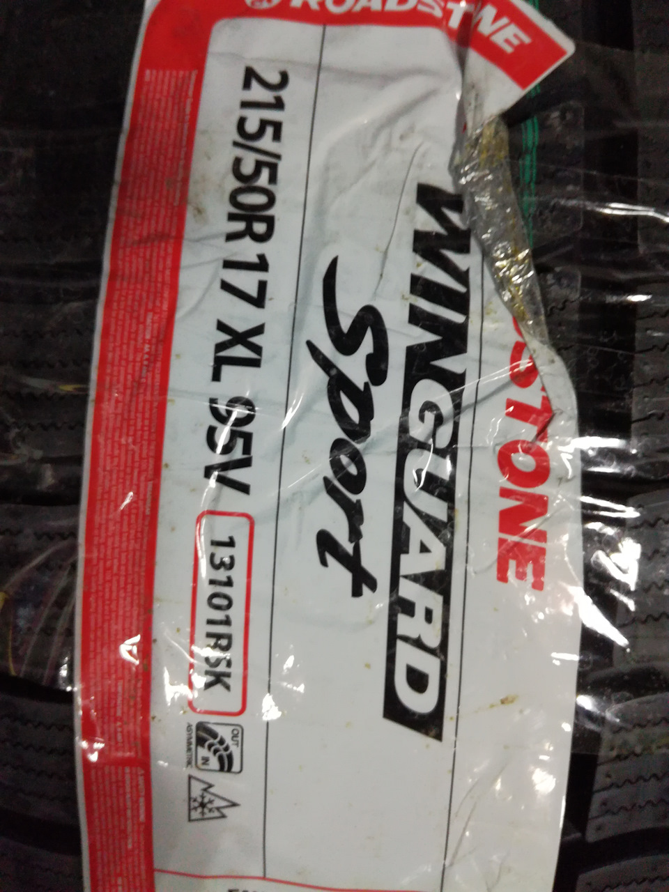 ROADSTONE winguard sport 215/50/17 XL 95V 3