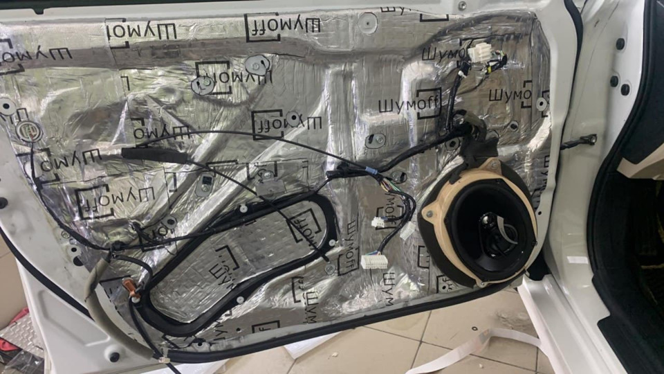 Шумоізоляція заміна штатних динаміків. 3