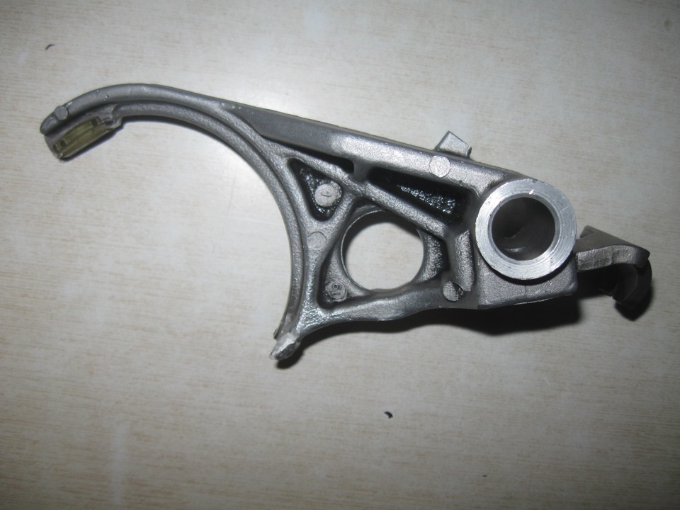 Куплю вилку кпп 4
