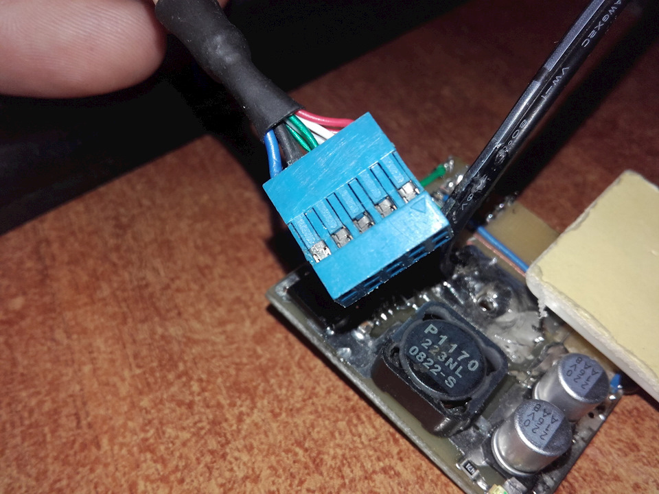 USB зарядка 4