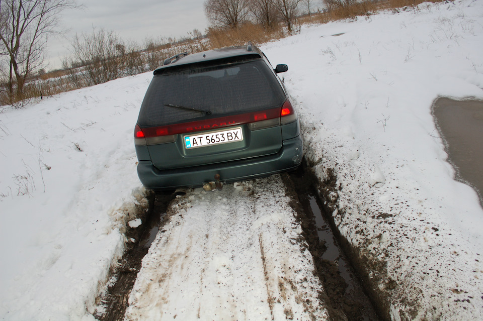 трохи проїхалися полем ;) нежданчик ) 2