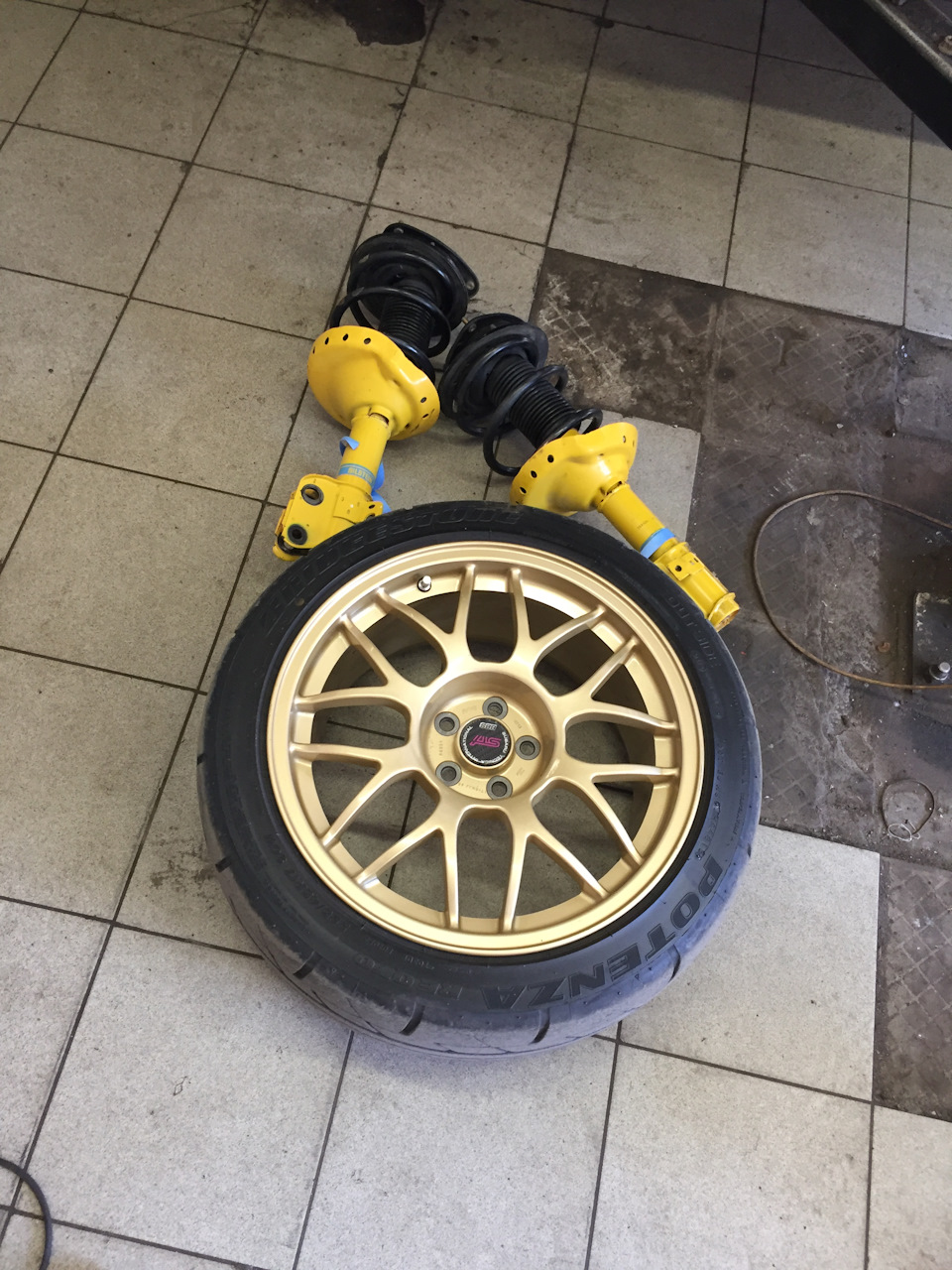 Bilstein B6 на місці. 1