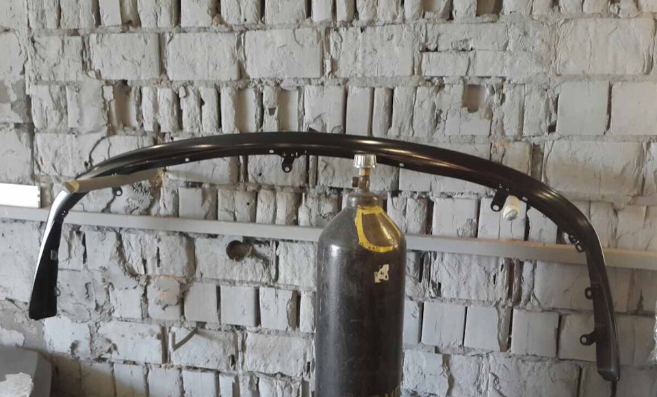 По дрібниці: проставки, вії, губа. 5