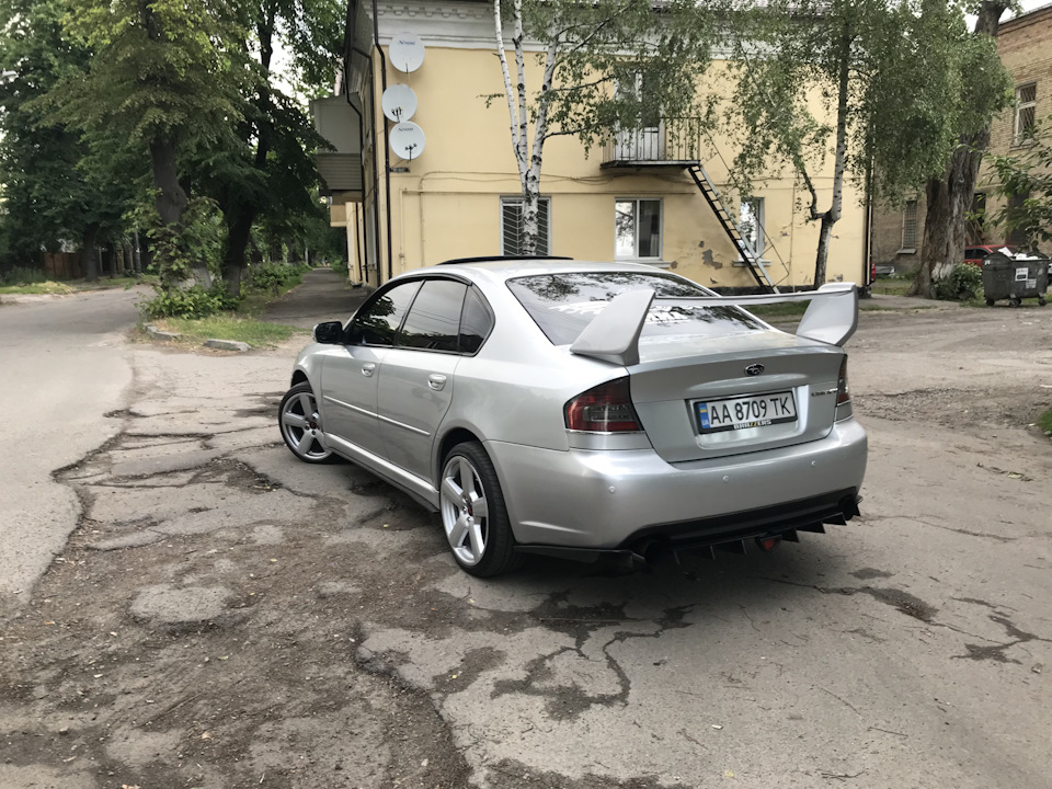 Продаю Субару Легасі 2