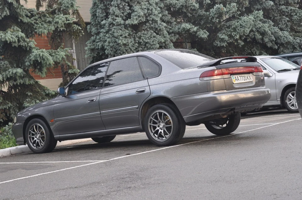 Пофарбував суппорта аля STi