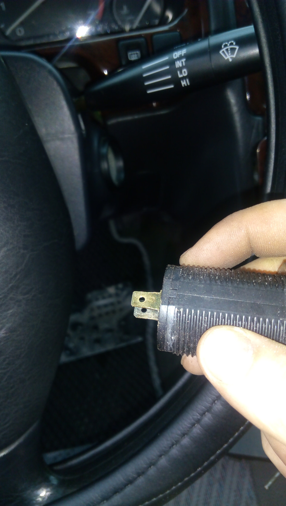 Зарядник 3
