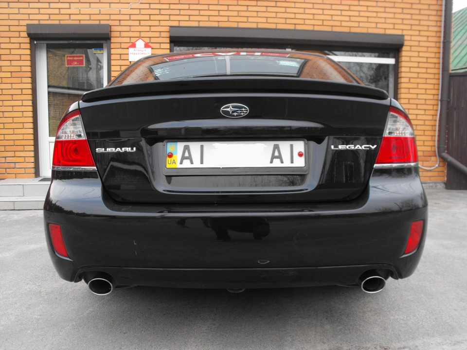 Поставив LIP SPOILER нібито STI 2