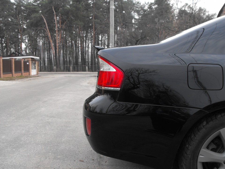 Поставив LIP SPOILER нібито STI 1