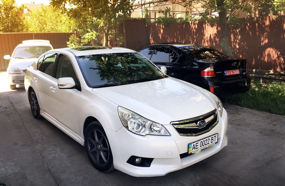 Black or white? 2