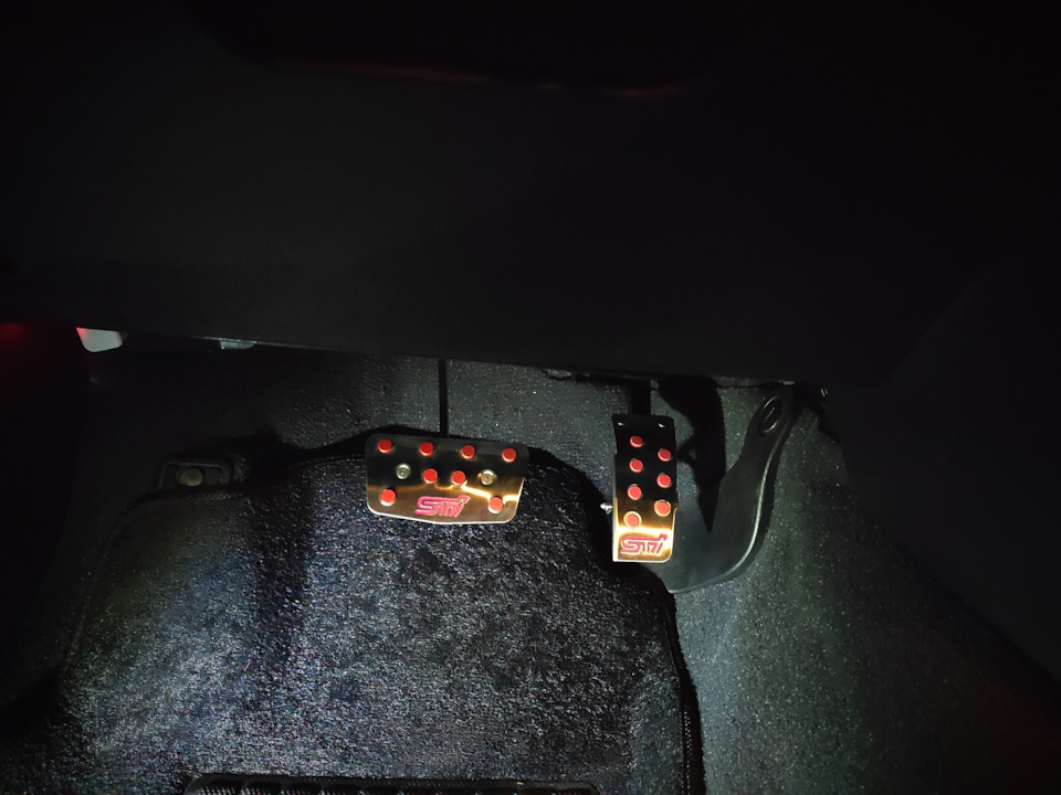 OEM накладки на педалі STI або додаємо +5 hp 3