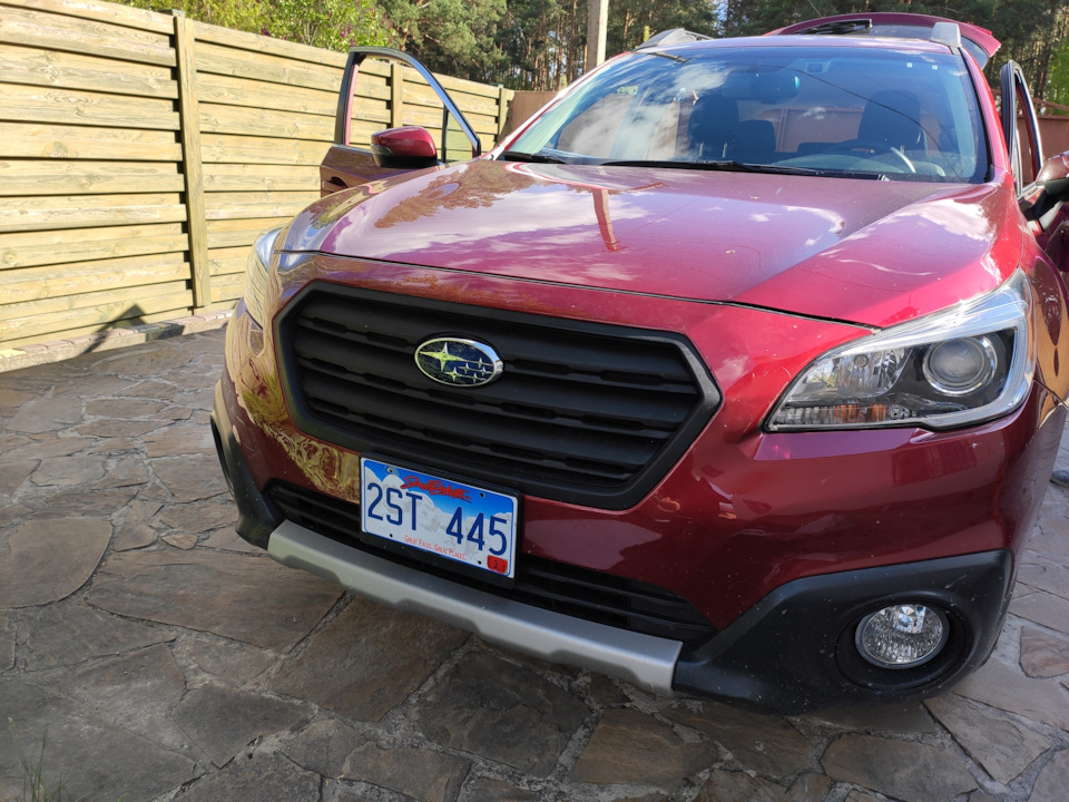 Onyx Black решітка радіатора на Subaru Outback 2016 4