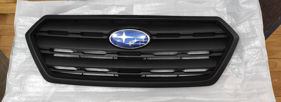 Onyx Black решітка радіатора на Subaru Outback 2016 2