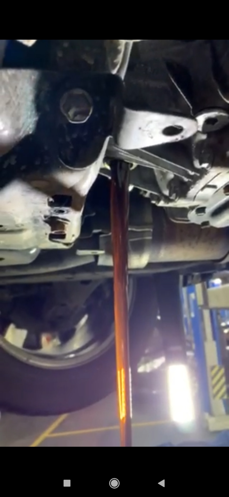 Заміна рідини CVT та мастила в обох редукторах у офіціалів 3