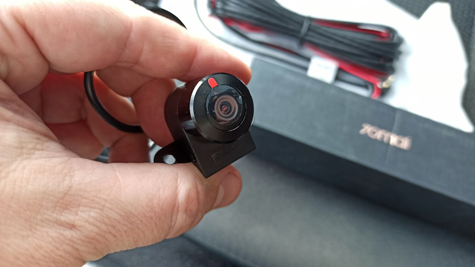 Задня камера реєстратора Xiaomi YI Mirror Dash. Продовження. 2