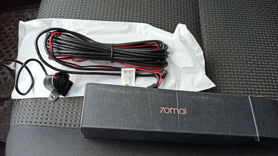 Задня камера реєстратора Xiaomi YI Mirror Dash. Продовження. 1