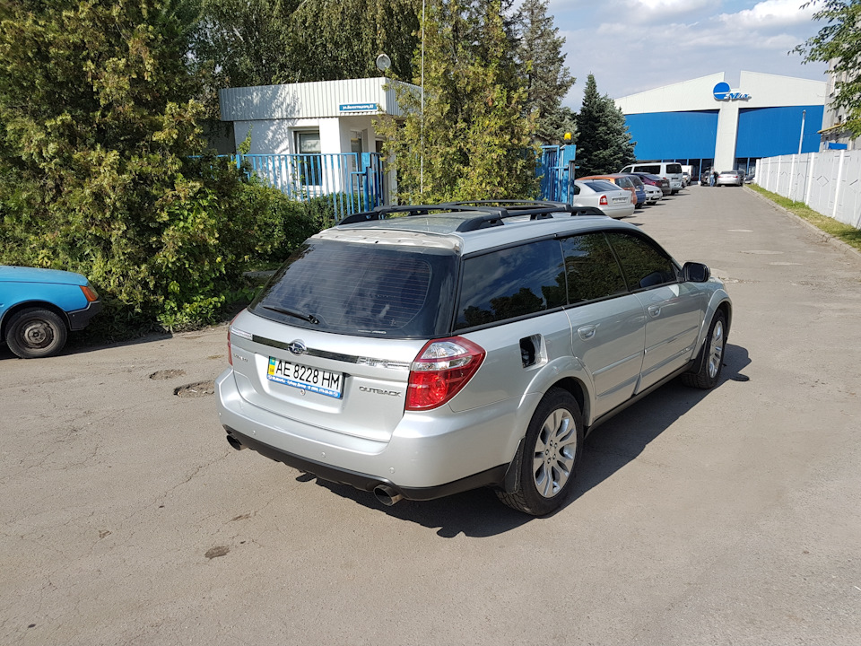 Трохи стайлінгу) Вії та Фарбування заднього спойлера 1