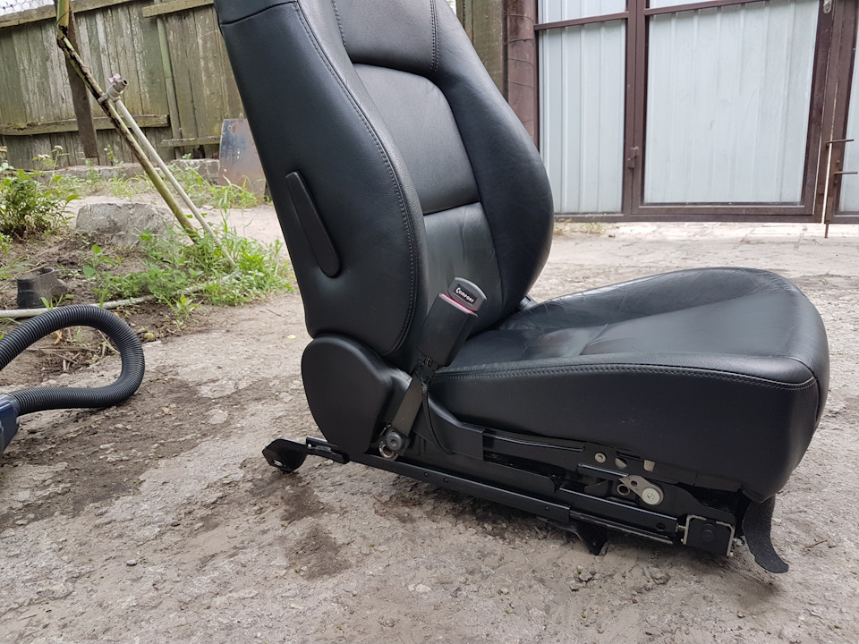 Самостійна хімчистка авто 4