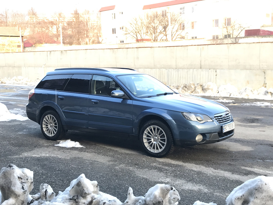 Мийка та новий передній лівий підкрилок 1