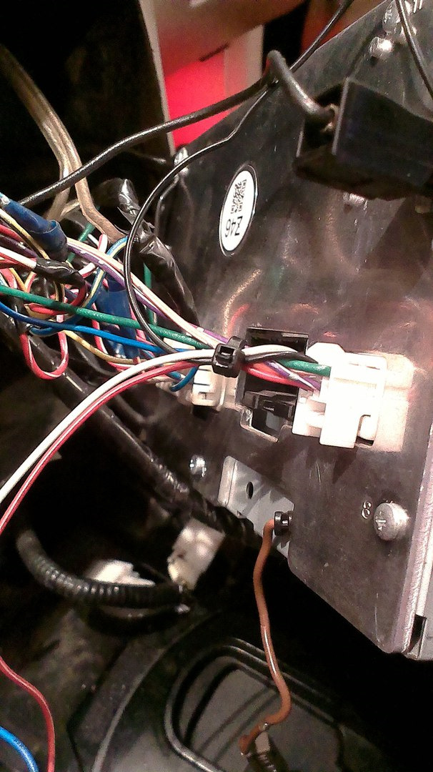 AUX... 1