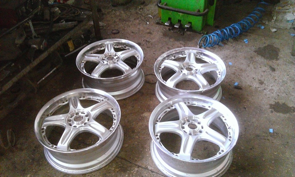RAYS Volk Racing GT-C R17 7J PCD 5*100 ET 43 2