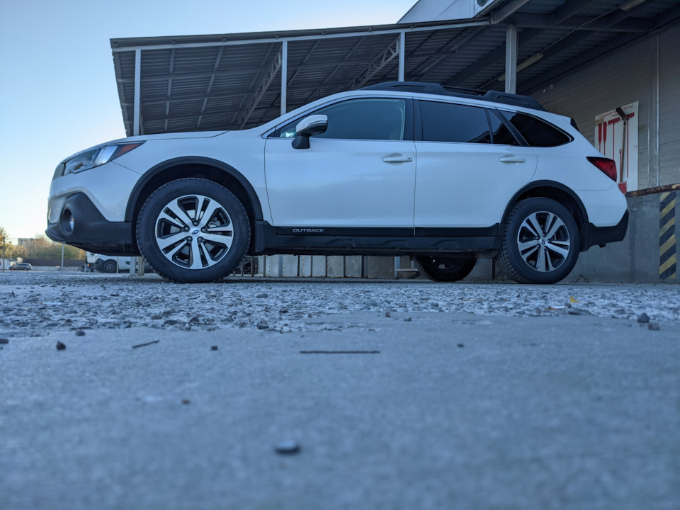 Bridgestone Blizzak DM-V3 2