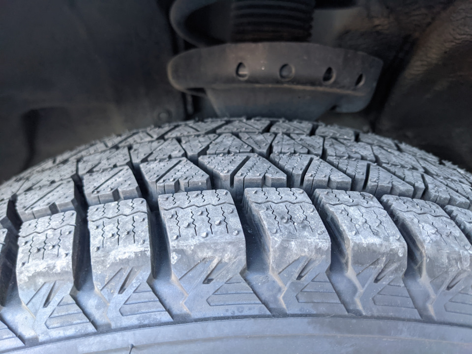 Bridgestone Blizzak DM-V3 1