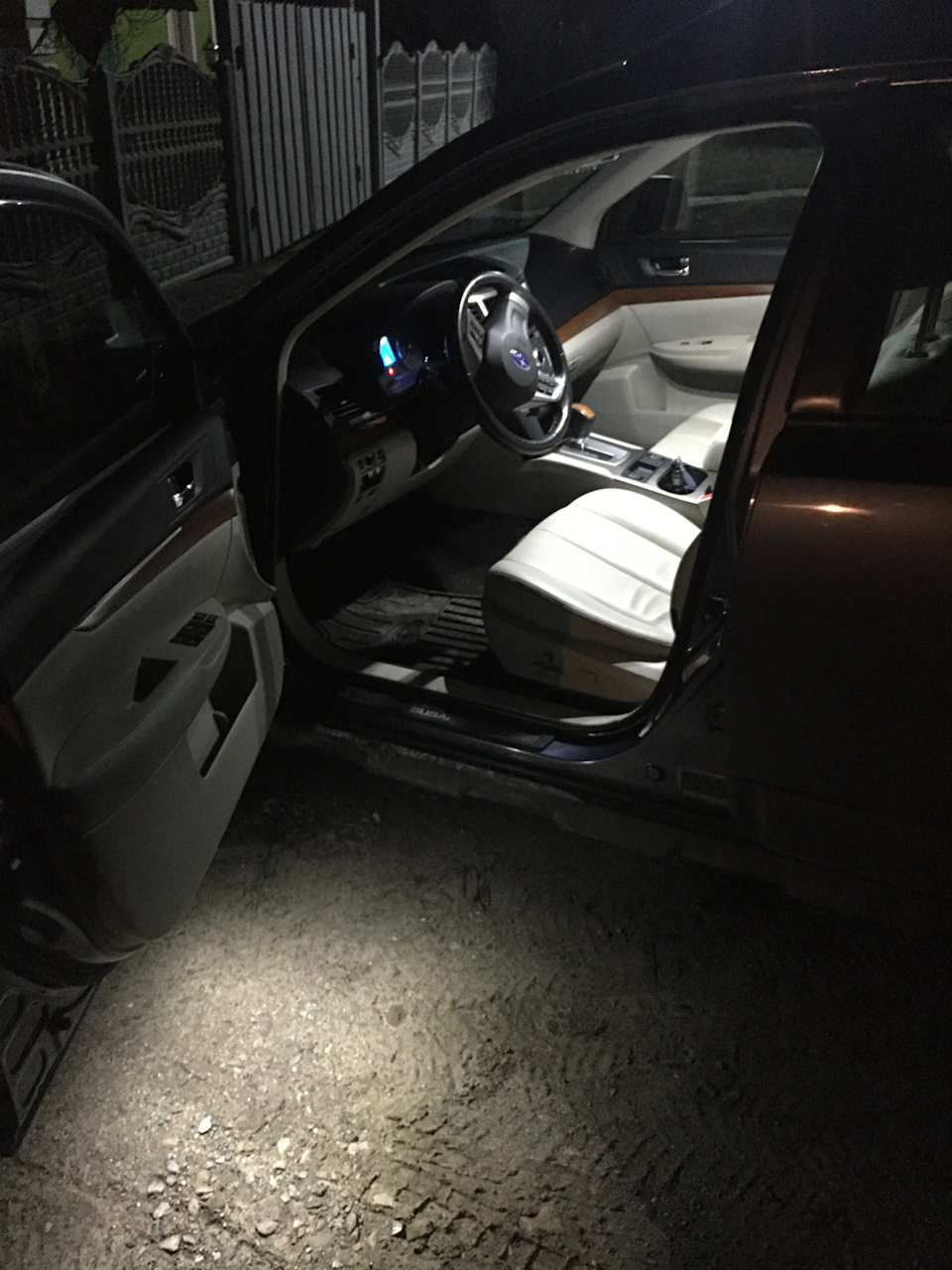 Світлодіоди + subaru pig 1