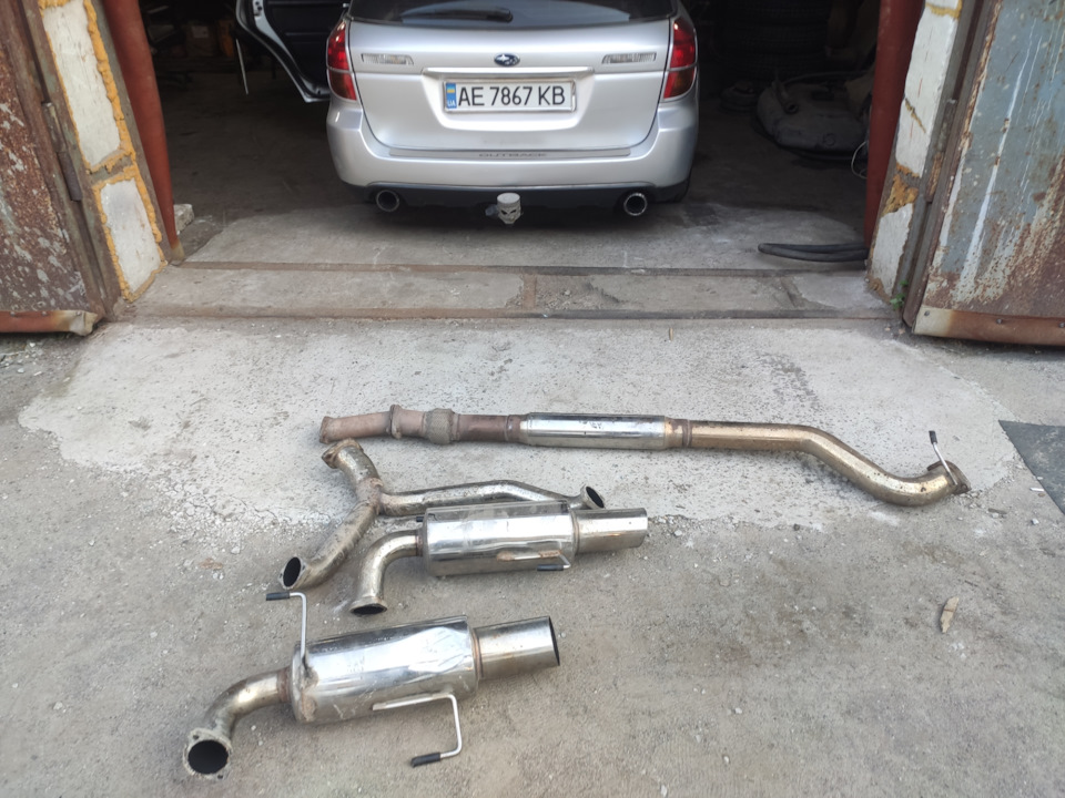 Exhaust Perrin 3 дюйми прямоток на b13 outback 1