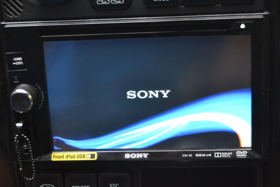 Огляд магнітоли SONY XAV 65 5