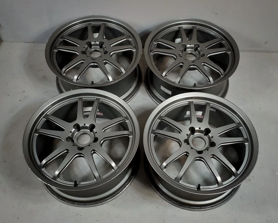 Поставив диски Dunlop Direzza Rzf R18