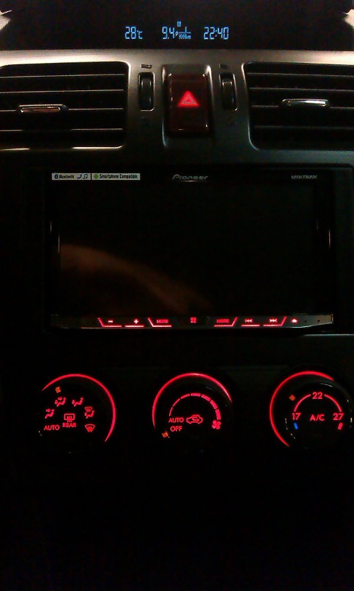 Pioneer AVH-X8700BT рамка Metra 3