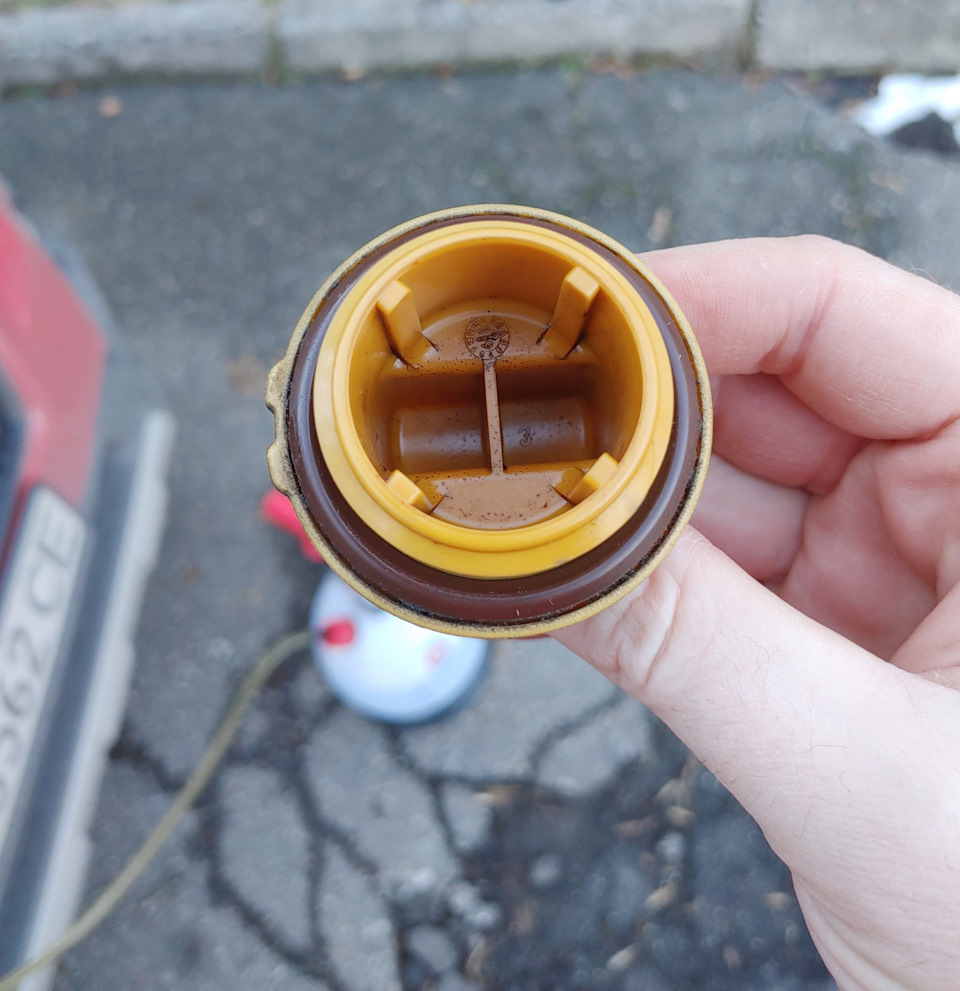 Поміняв сам масло, спробував промивання від VAG, поставив бризковики Rekgen і скаржуся на рульову рейку... 5