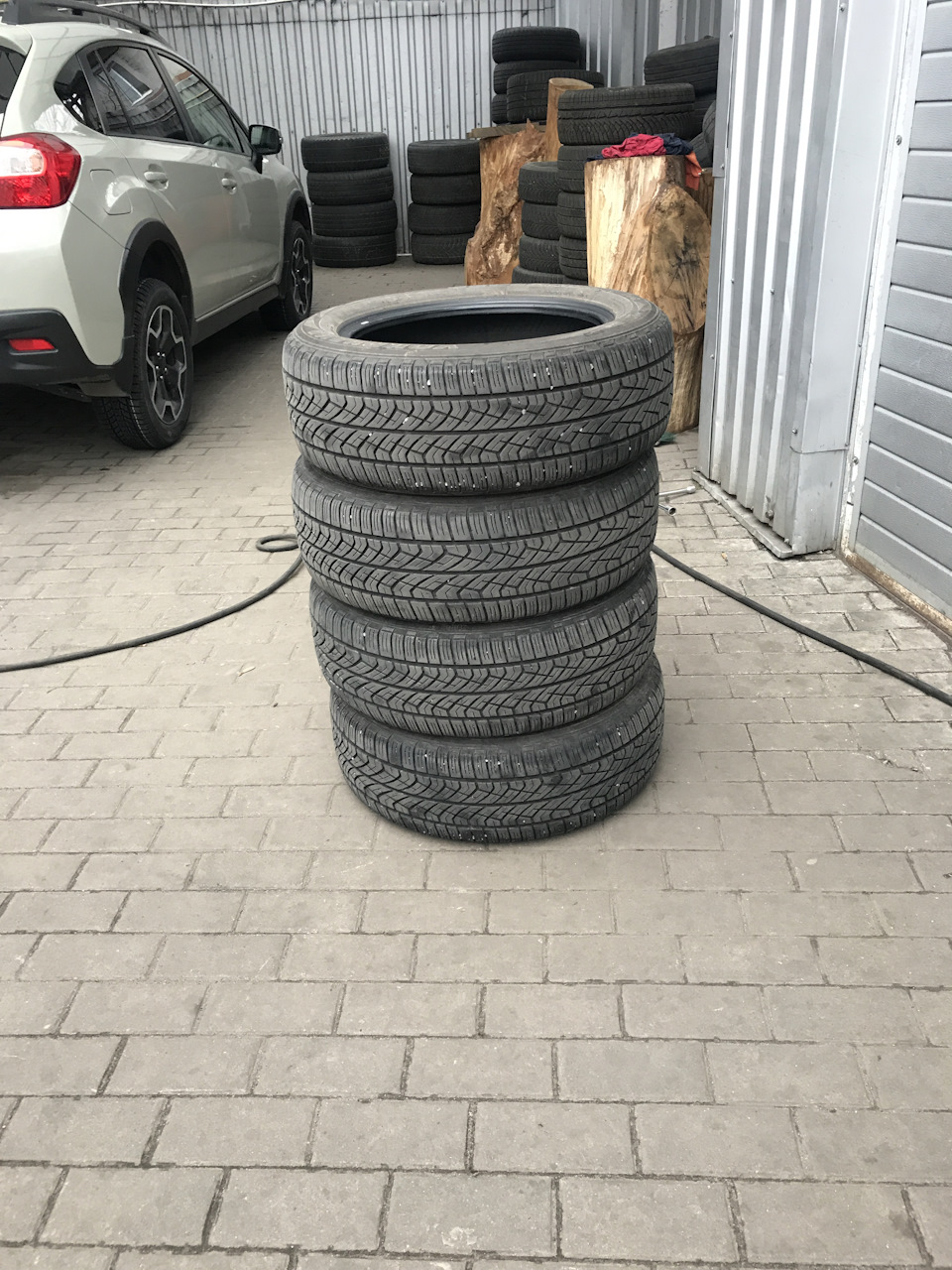 Прийшла зима, одягли нові калоші (шини). Вибір упав на Sava Eskimo HP2 225/55 R17 101V XL 3