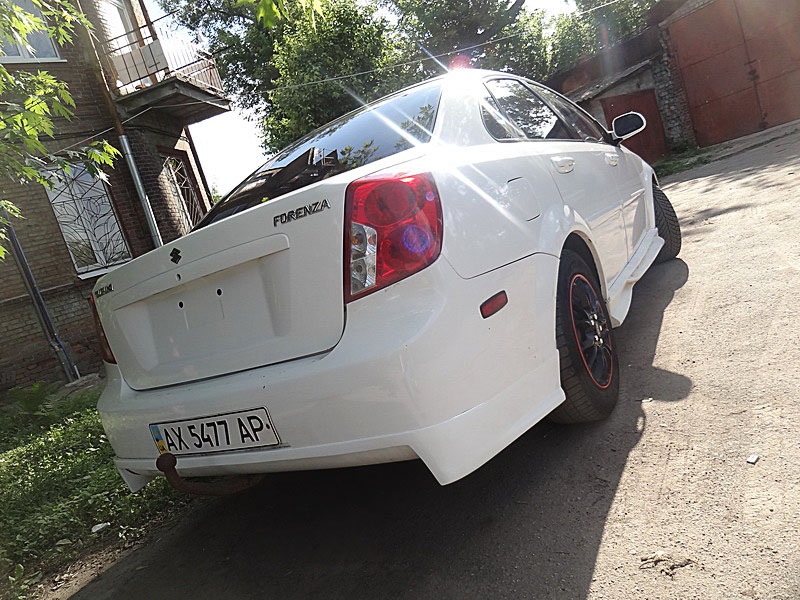 LaceTTi X - M (CADILLAC XTS) & SUZUKI FORENZA 5