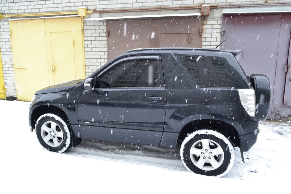 Спойлер + Молдінги 1