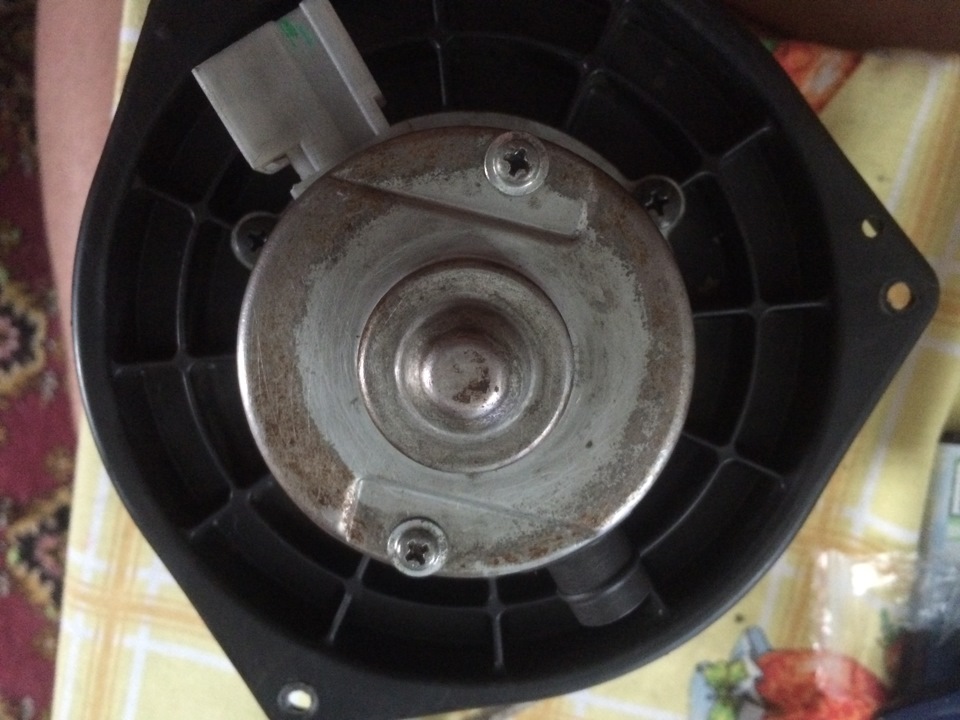 Чіт почав барахлити мотор у кондиціонері! 1