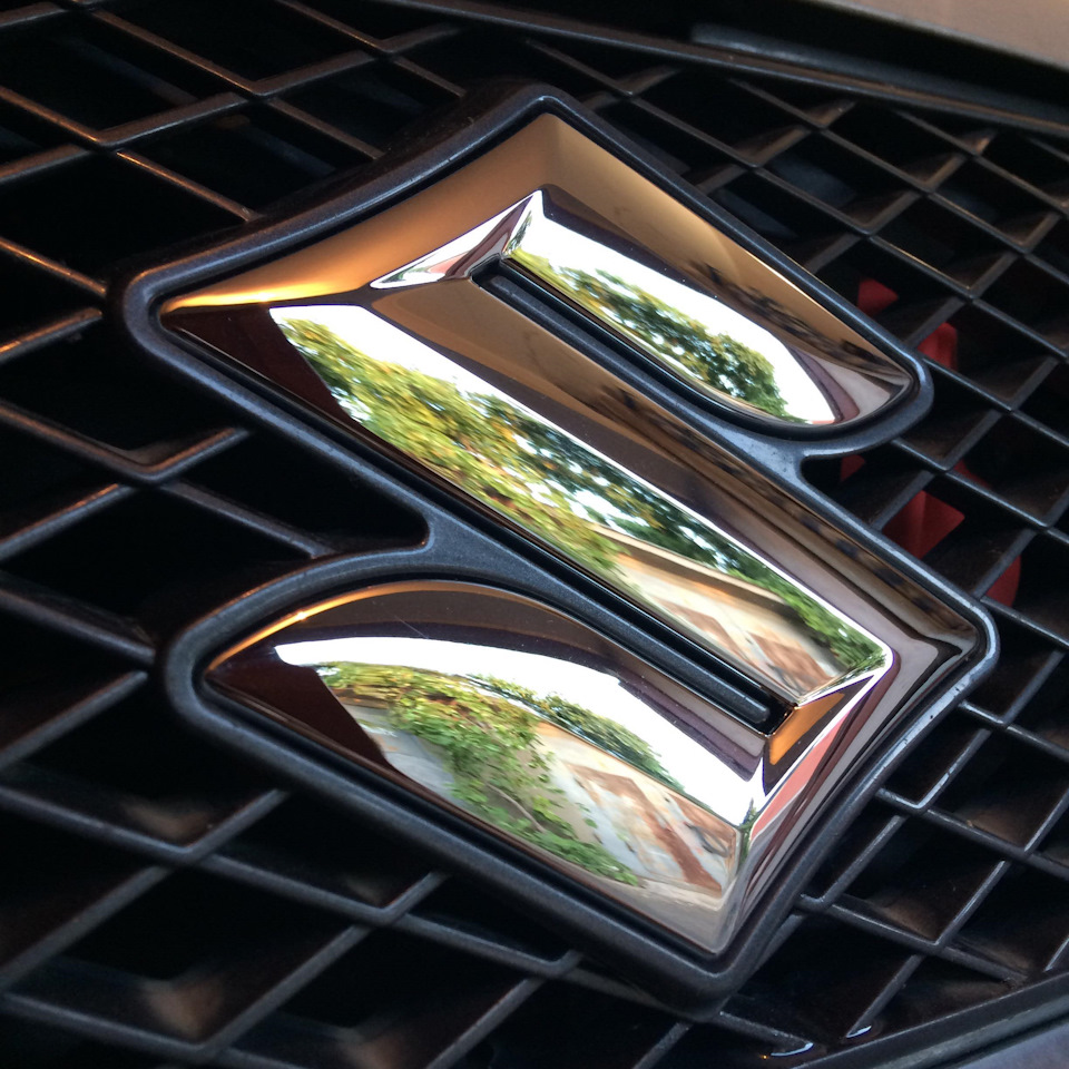 Заміна емблеми. 3
