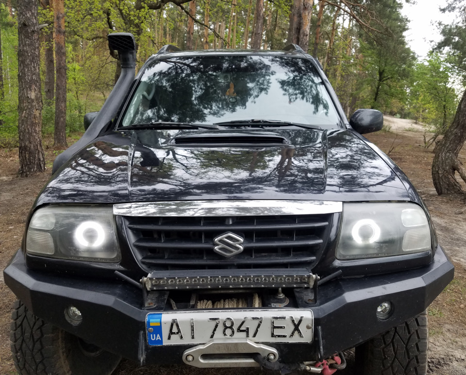 Капот від дизеля 1