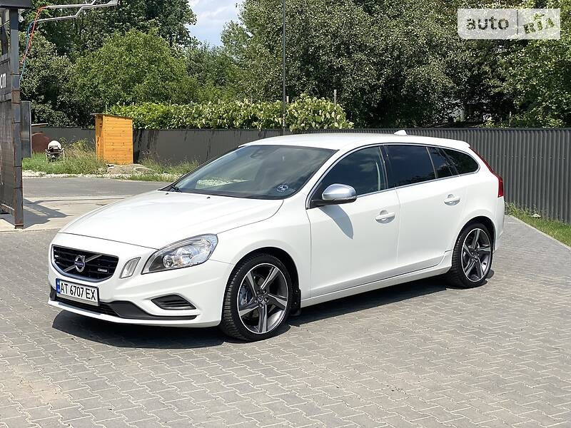 Volvo V60 4