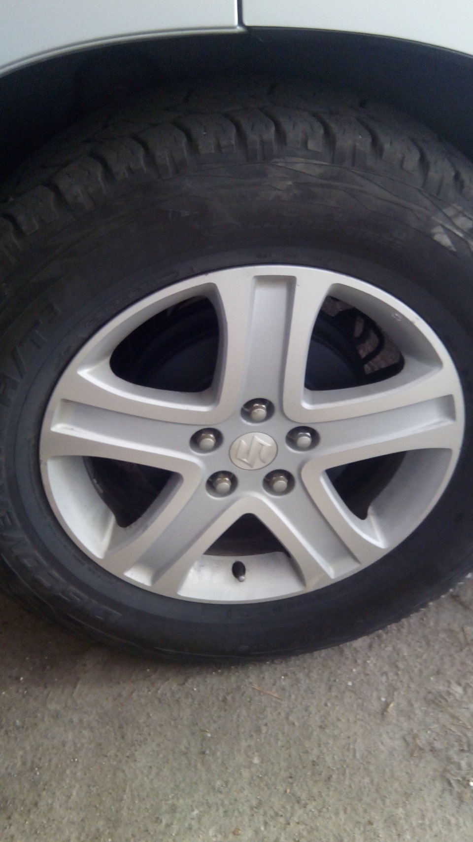 Продаю гуму Cooper Discovery A/T 3 235 x 65 r17 1