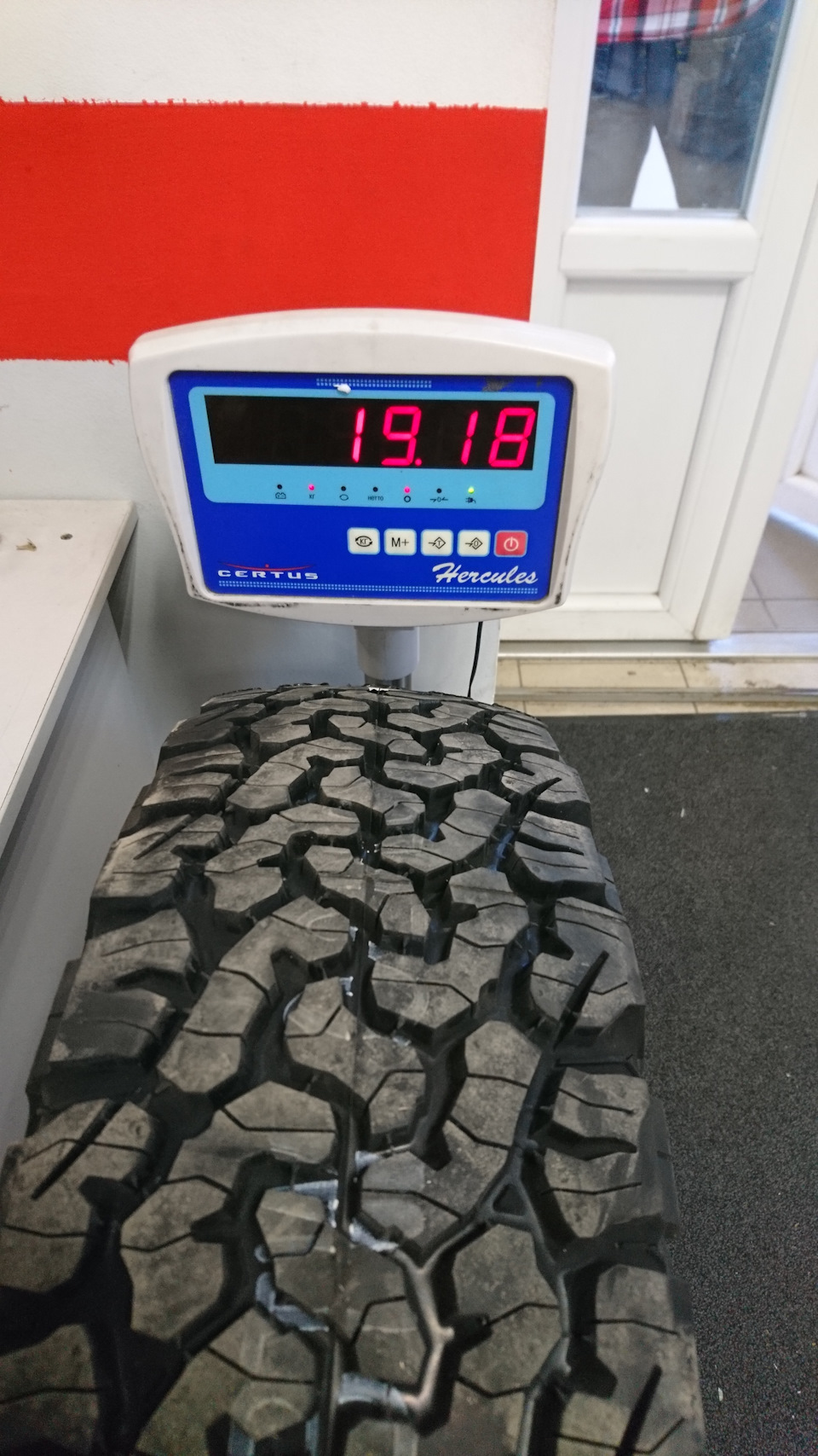 Нові шини BFGoodrich All Terrain T/A KO2 225/75/16 2