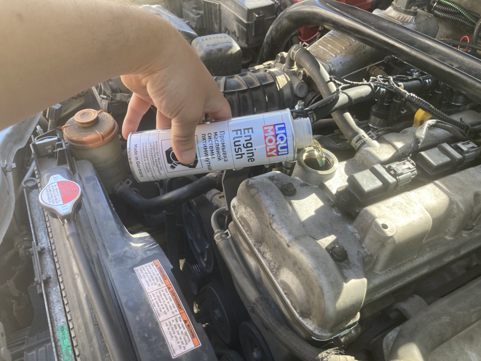 Заміна мастила на Motul SAE 5W40. Догляд з Mobil1 5 W30 5