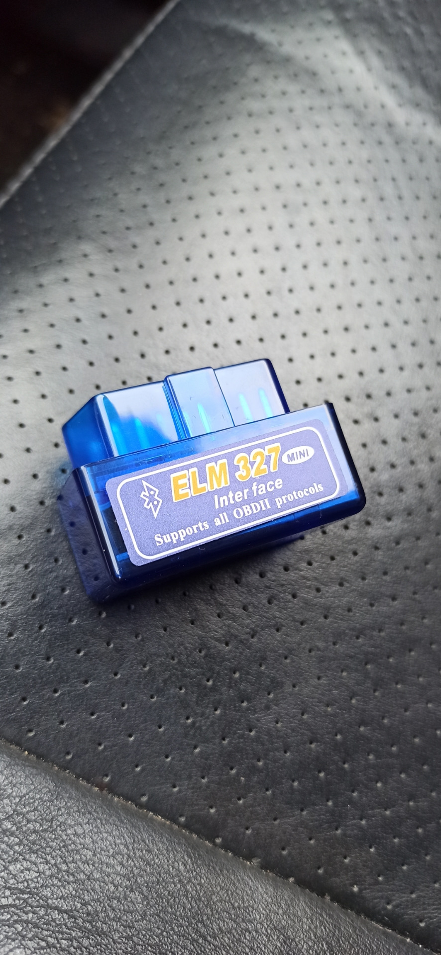 OBD2 сканер ELM327 1