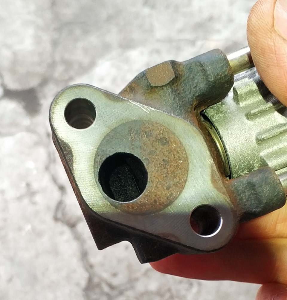 Клапан EGR 2