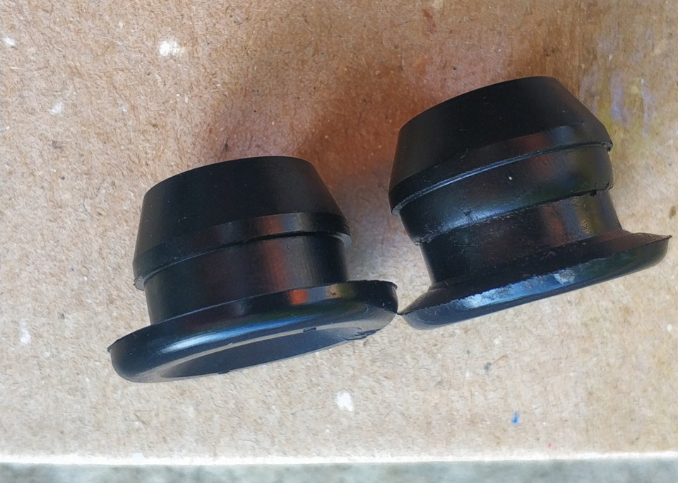Ущільнення клапана PCV дригателя М16А 3