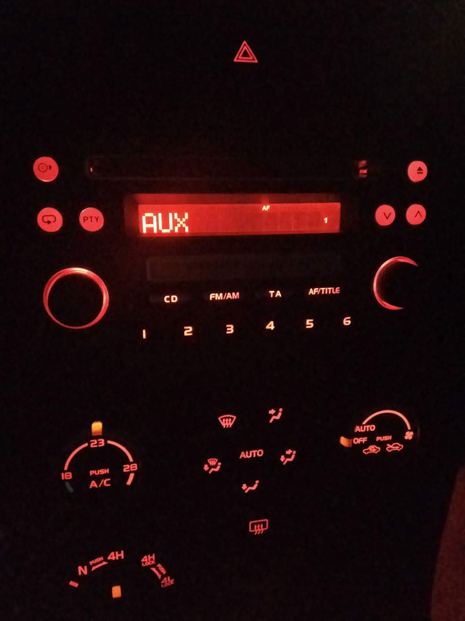 Clarion + AUX 1