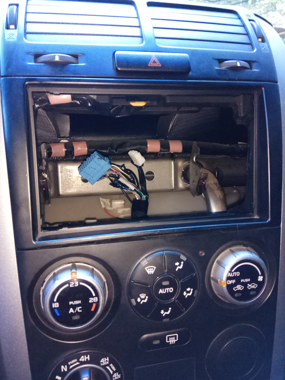 Clarion + AUX 2